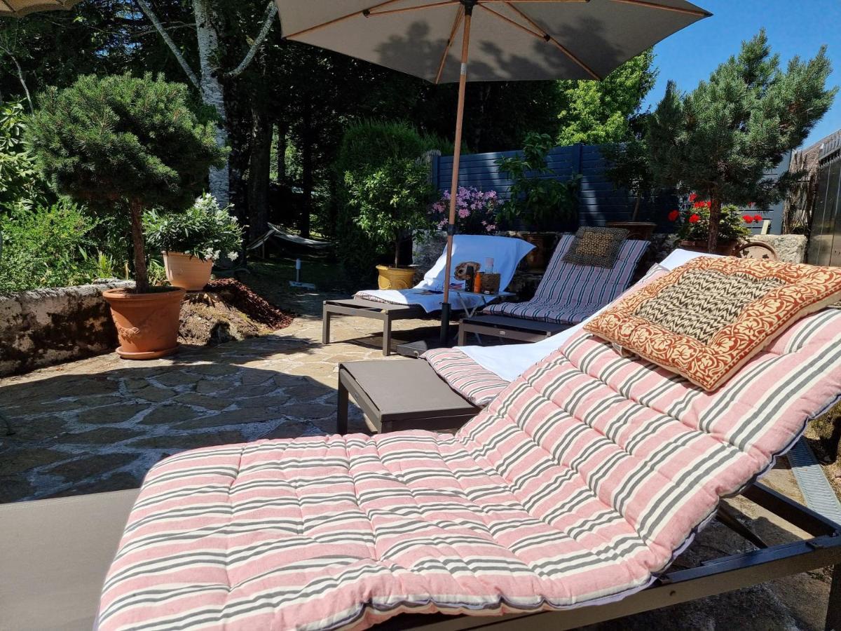 Maison D'Hotes Les Jardins Saint Eloi Le Lonzac Екстер'єр фото