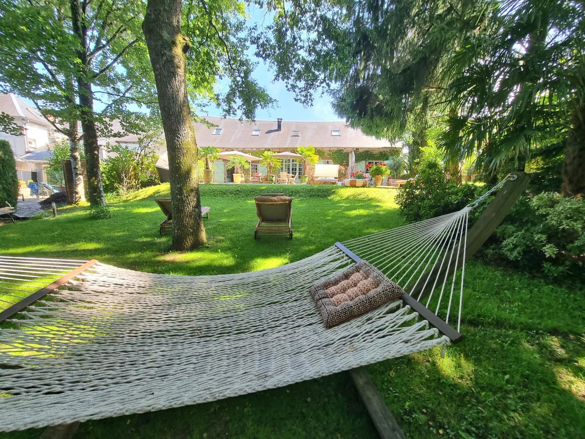 Maison D'Hotes Les Jardins Saint Eloi Le Lonzac Екстер'єр фото