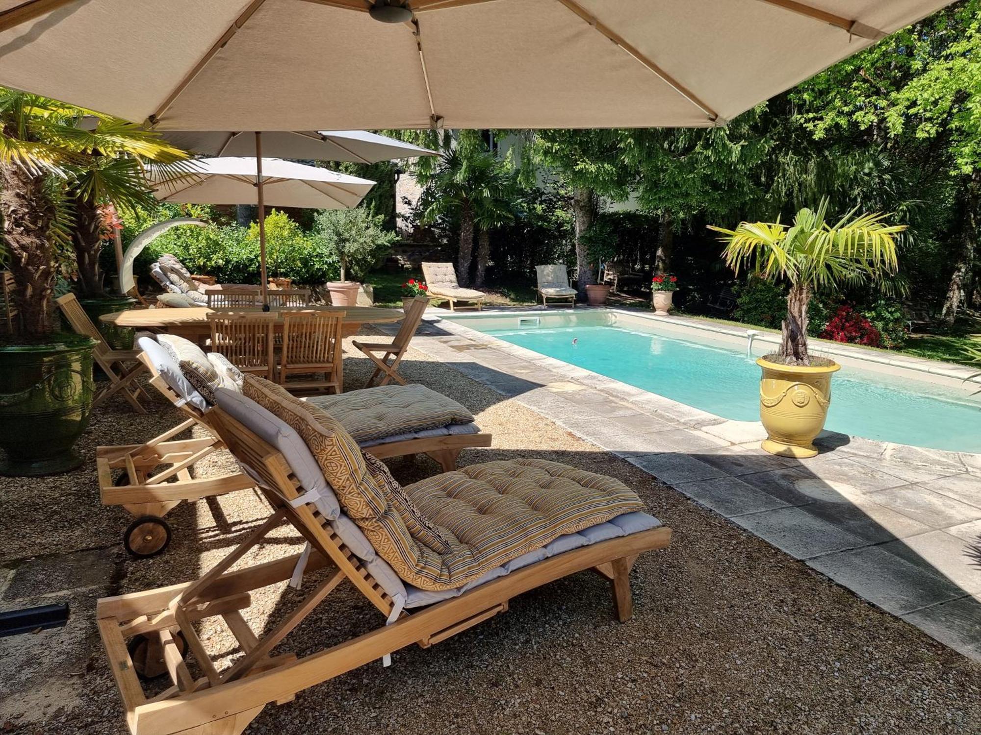 Maison D'Hotes Les Jardins Saint Eloi Le Lonzac Екстер'єр фото